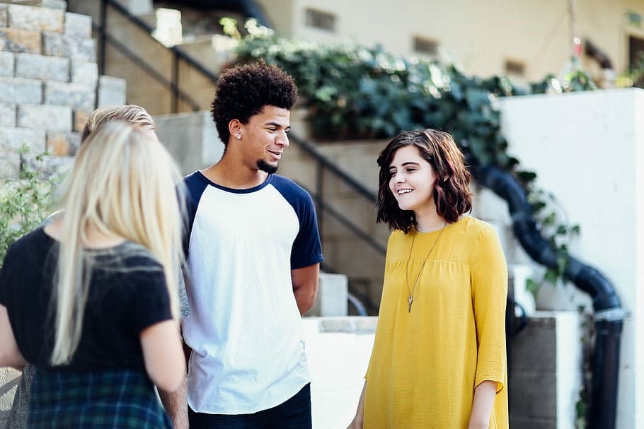 woman-speaking with friends